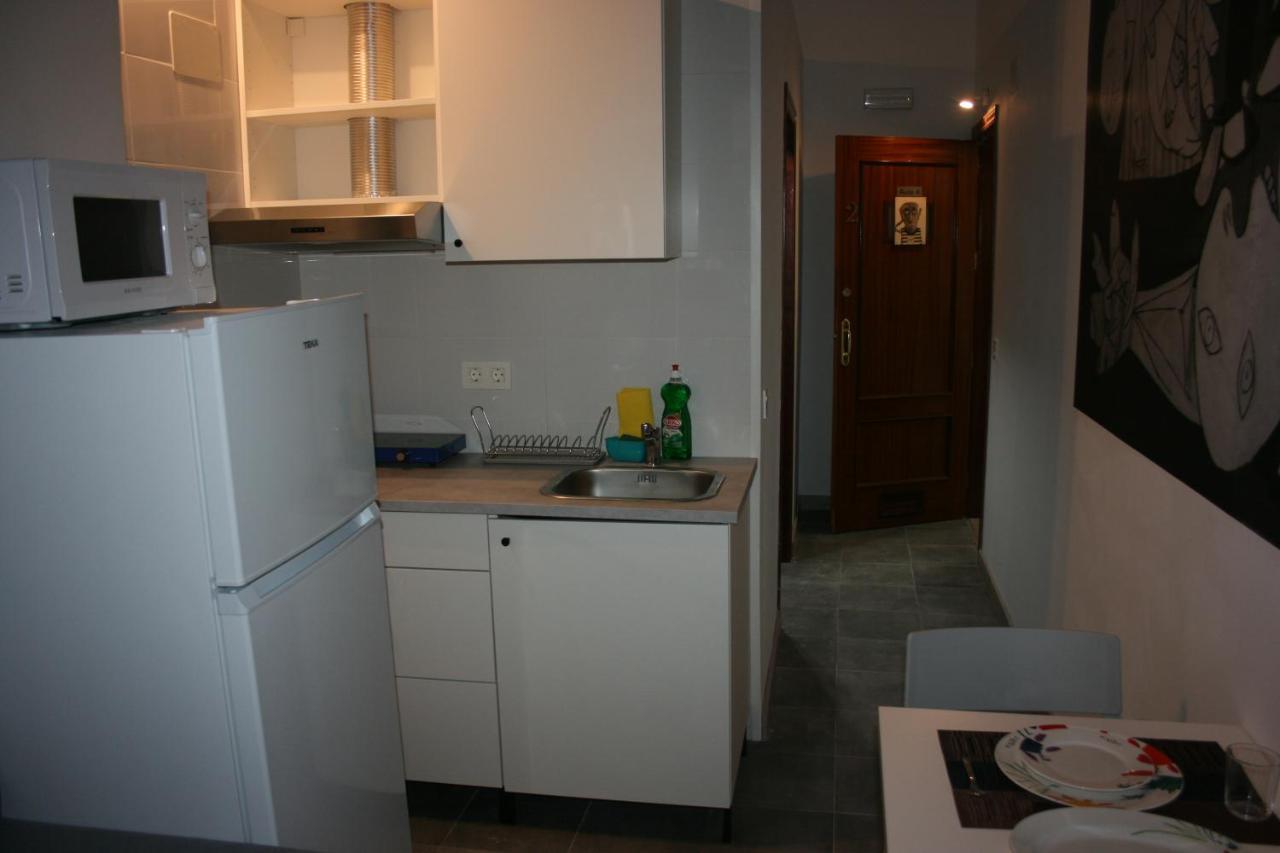 Golondrinas De Malaga "Apartamentos Con Mucho Arte" Y Terraza Solarium En Coliving Εξωτερικό φωτογραφία
