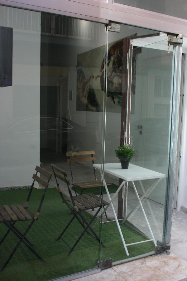 Golondrinas De Malaga "Apartamentos Con Mucho Arte" Y Terraza Solarium En Coliving Εξωτερικό φωτογραφία
